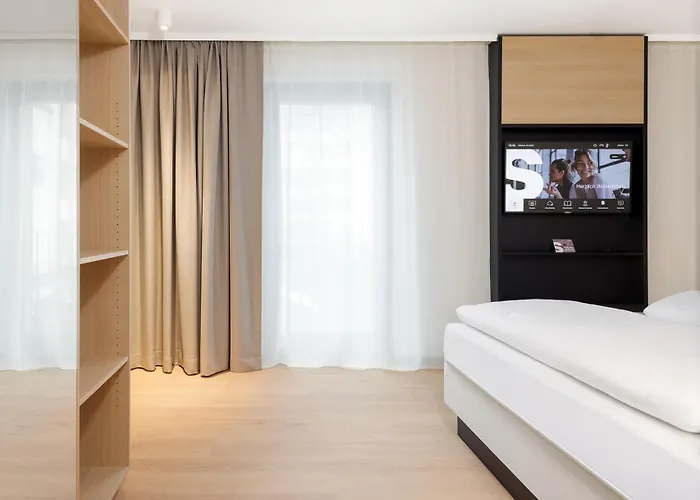 Aparthotel Smartments Hauptbahnhof 4*